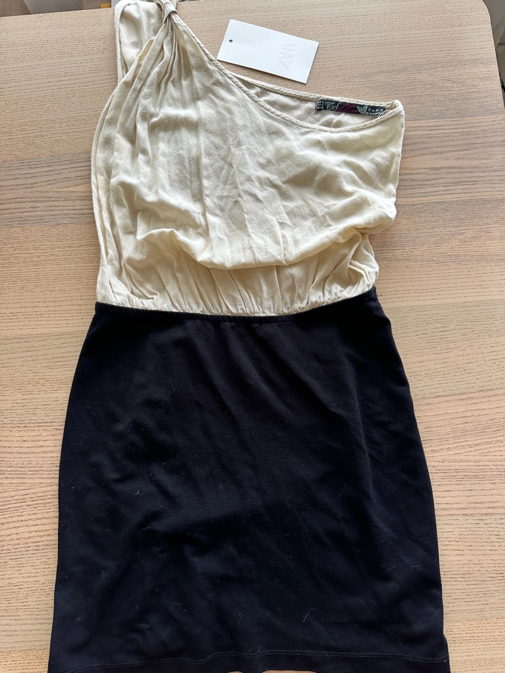 Zara Cream and Black Sleeveless One Shoulder Mini Dress